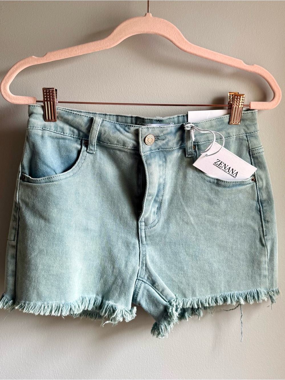 Zenana Outfitters Teal Blue Green Denim Frayed Hem Shorts NWT - Picture 1 of 9